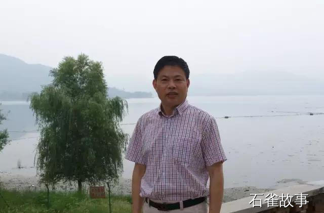 石雀故事