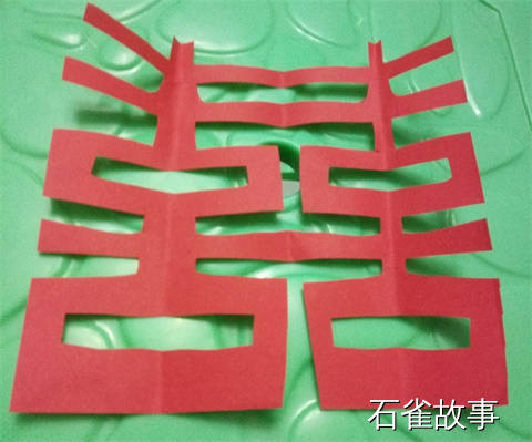 石雀故事