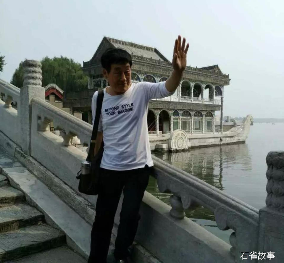 石雀故事