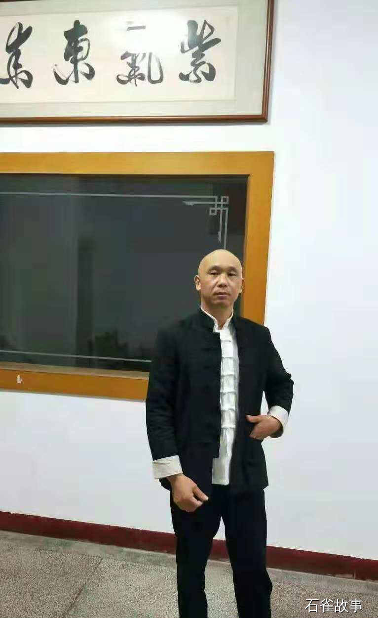 石雀故事