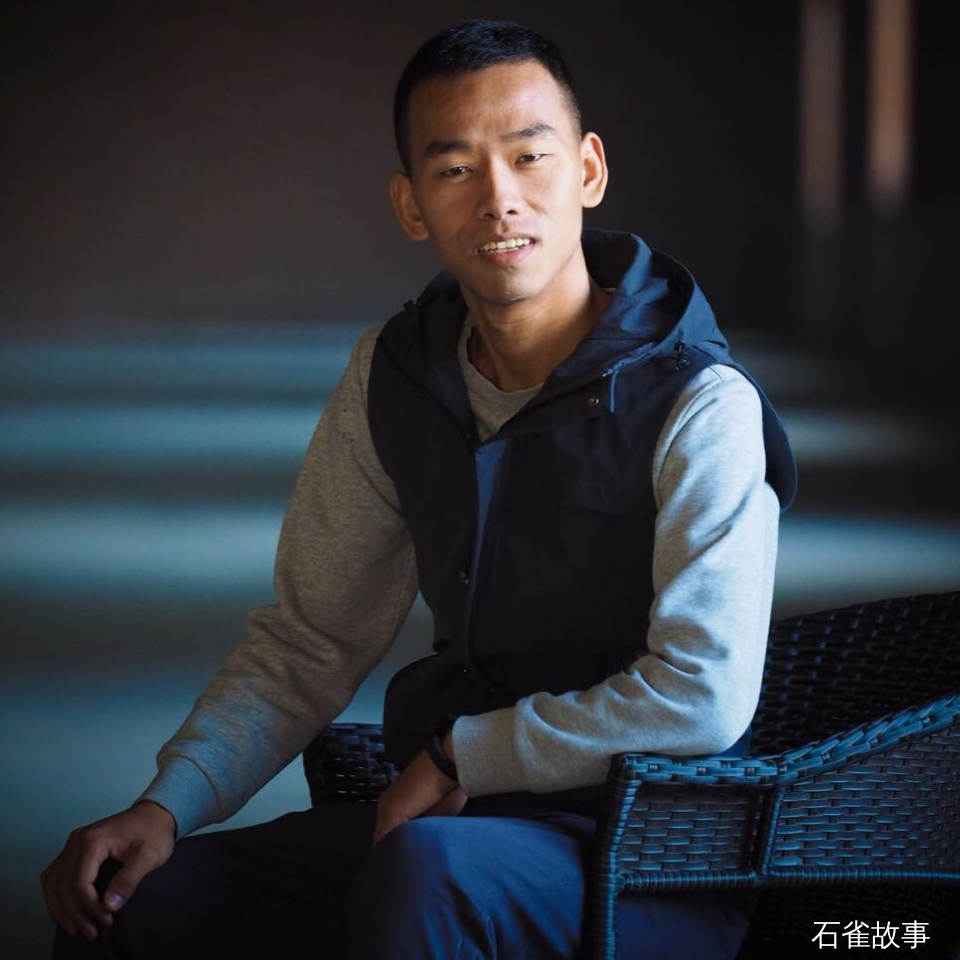 石雀故事