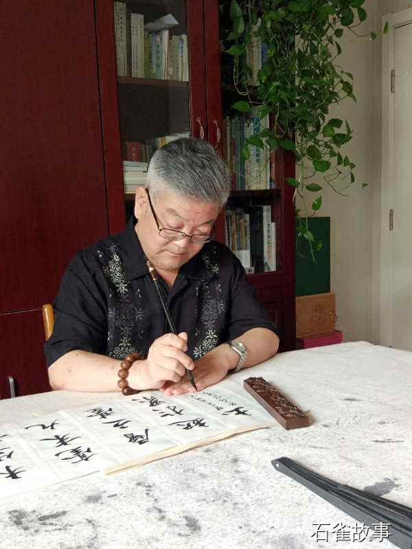 石雀故事