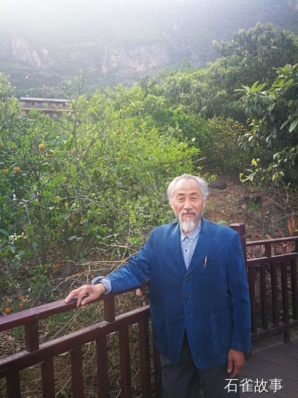 石雀故事