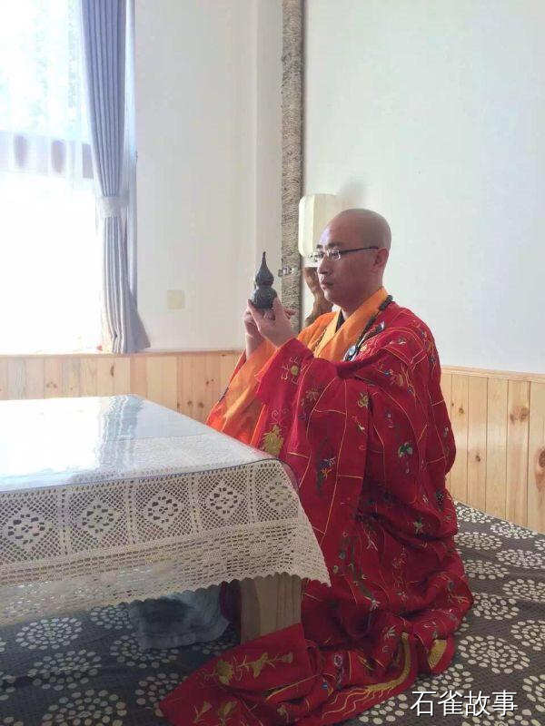 石雀故事