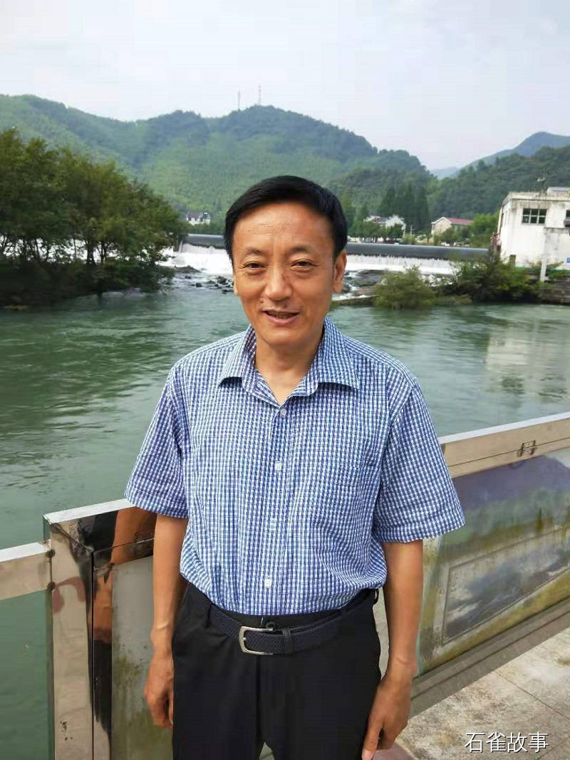石雀故事
