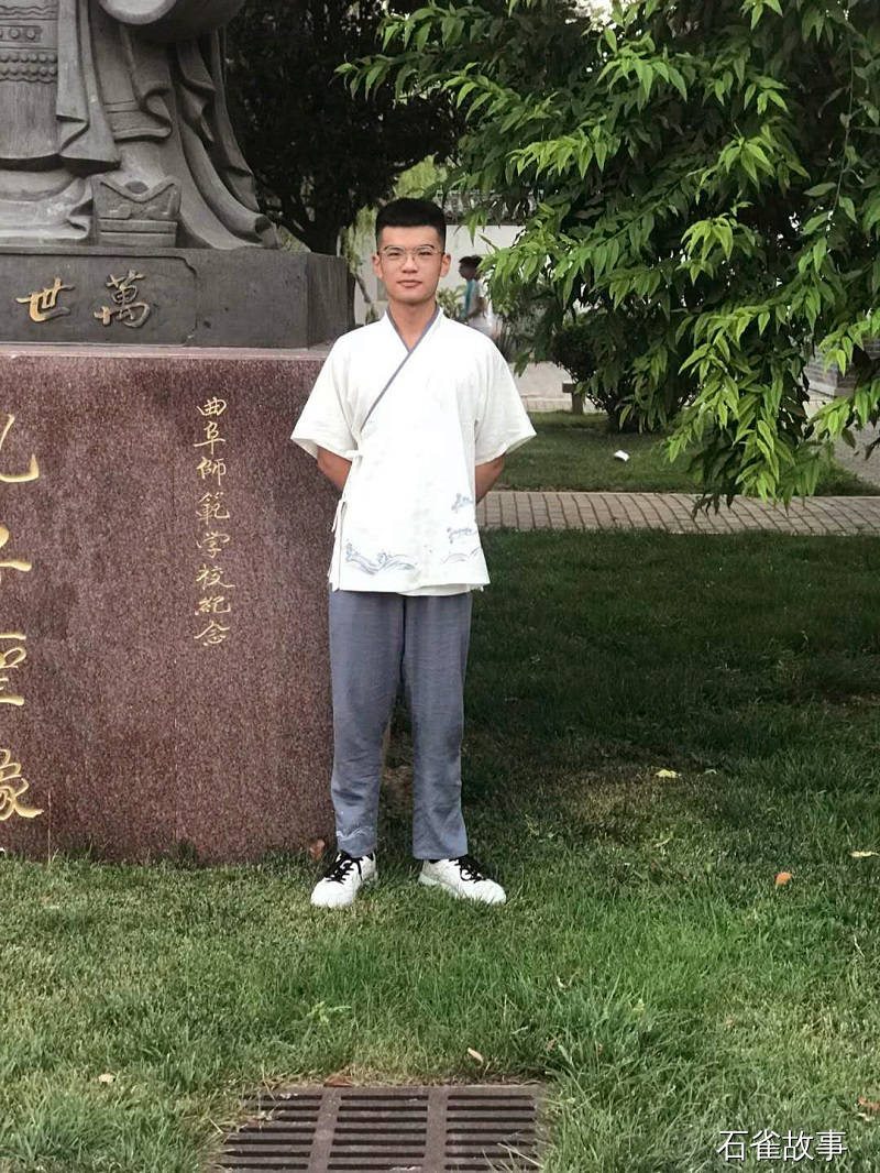 石雀故事