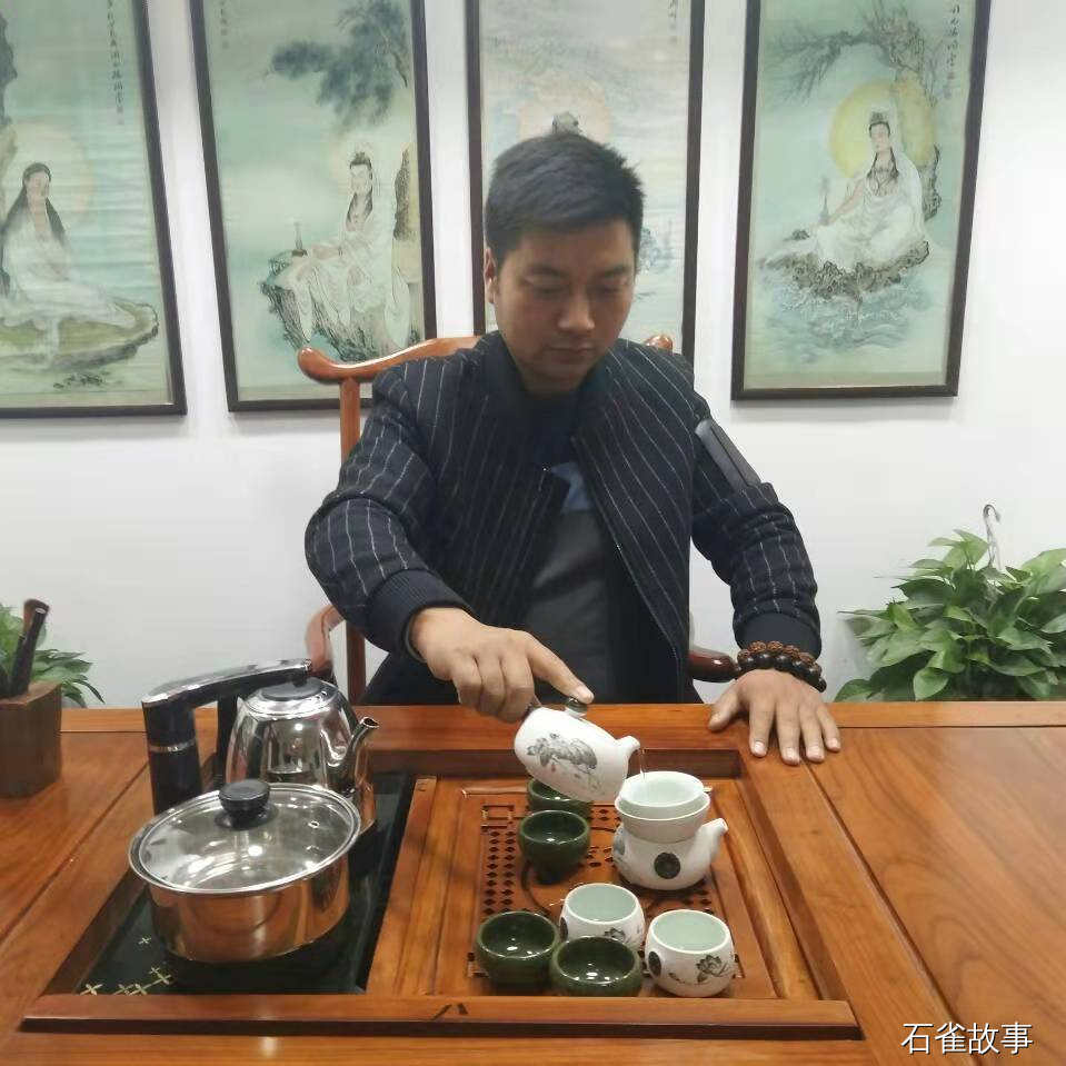 石雀故事