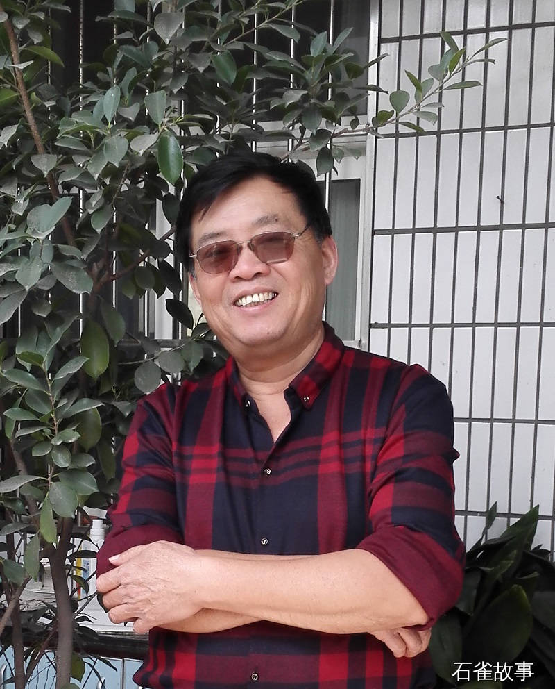 石雀故事