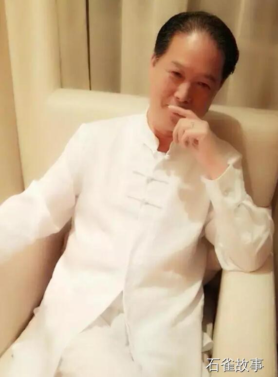 石雀故事
