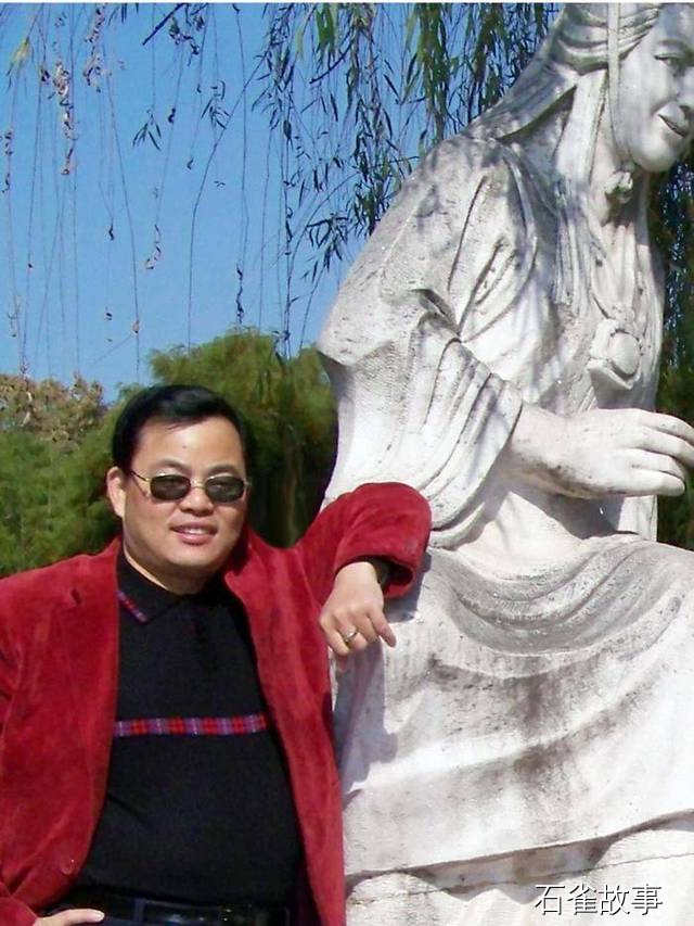 石雀故事