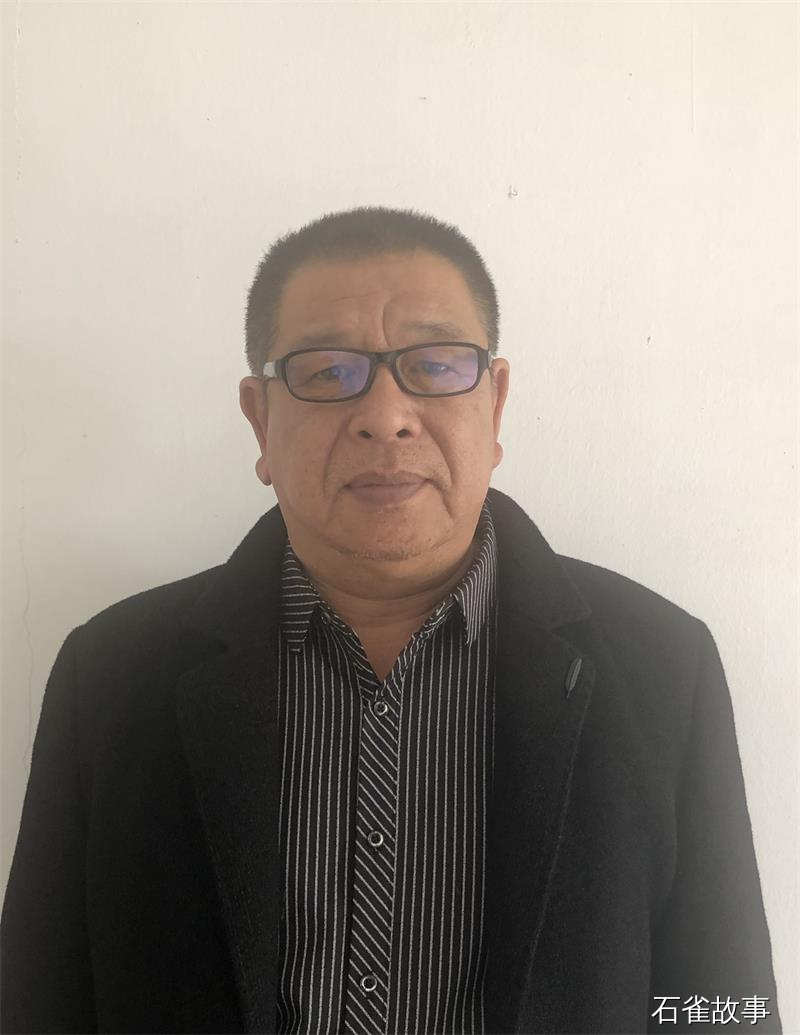 石雀故事