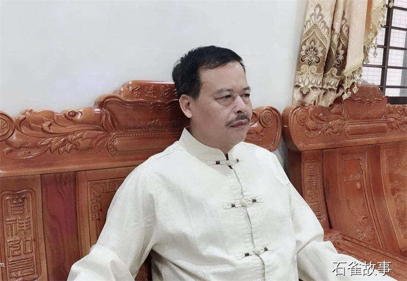 石雀故事
