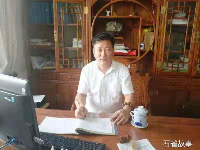 石雀故事