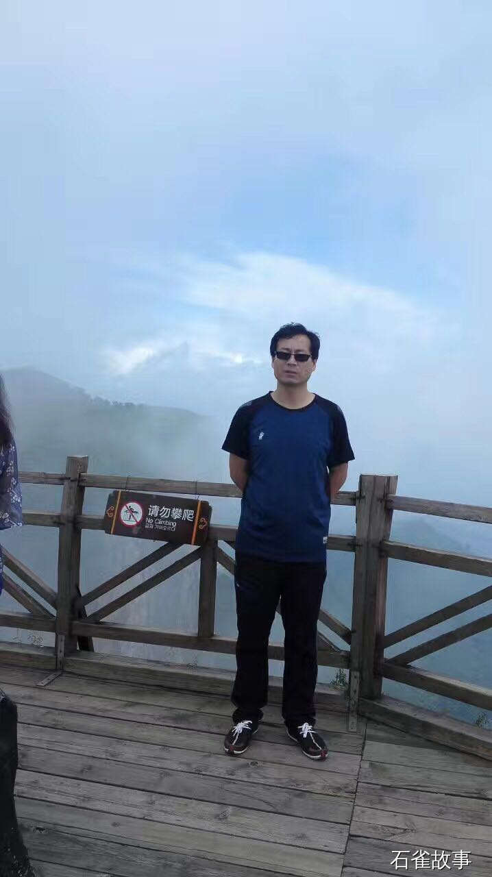 石雀故事