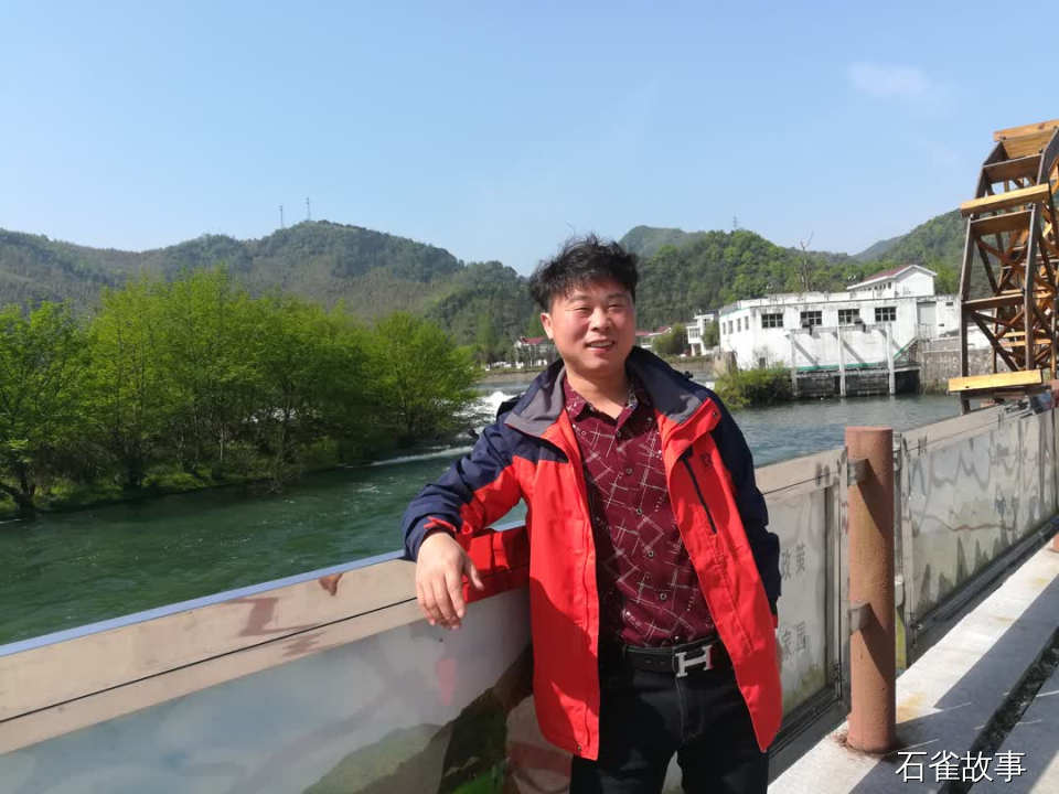 石雀故事
