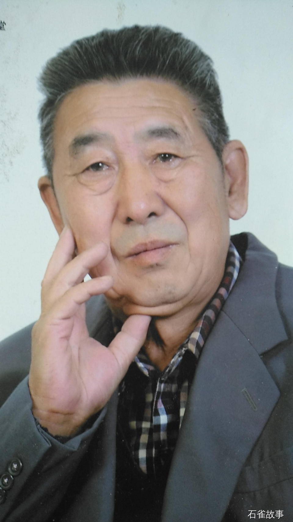 石雀故事