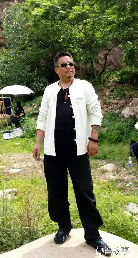 石雀故事