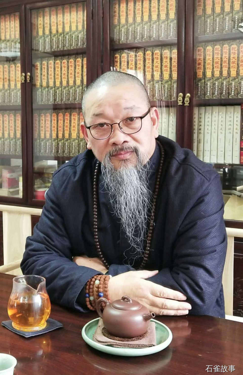 石雀故事
