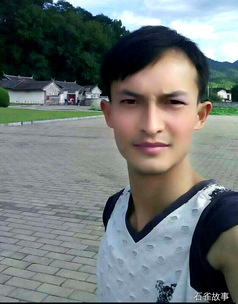 石雀故事
