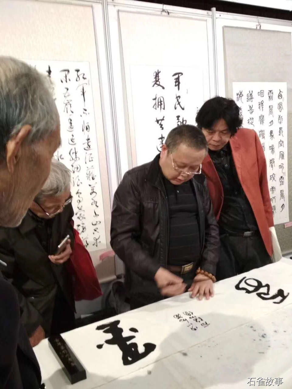 石雀故事