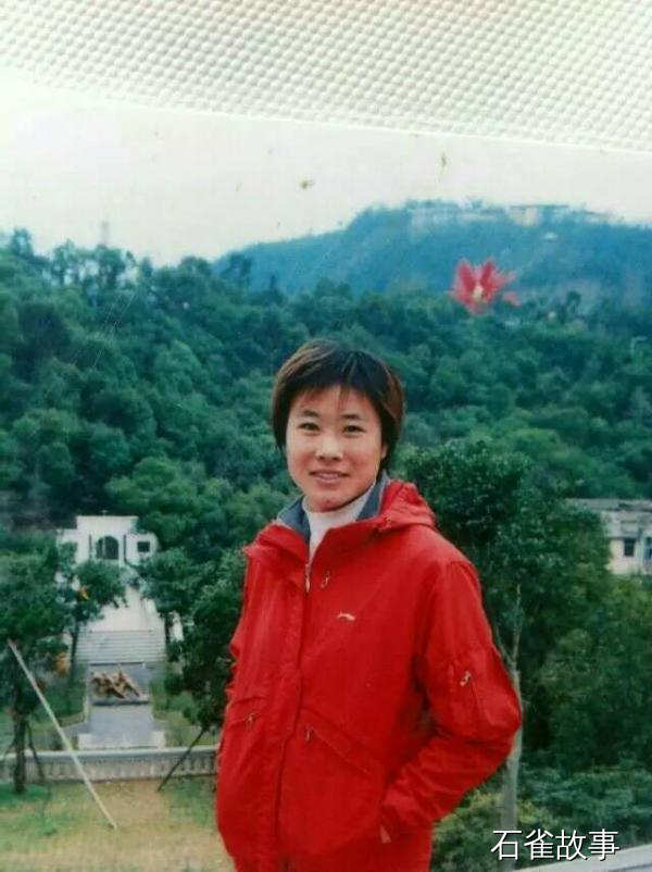 石雀故事