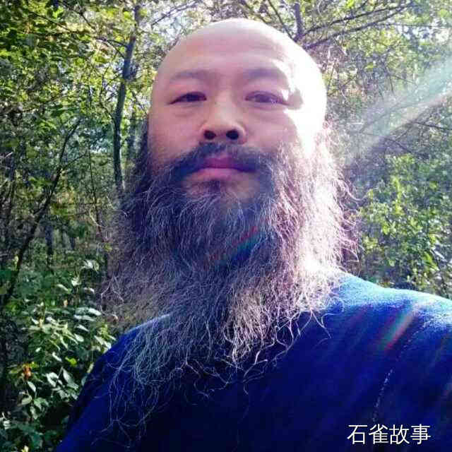 石雀故事