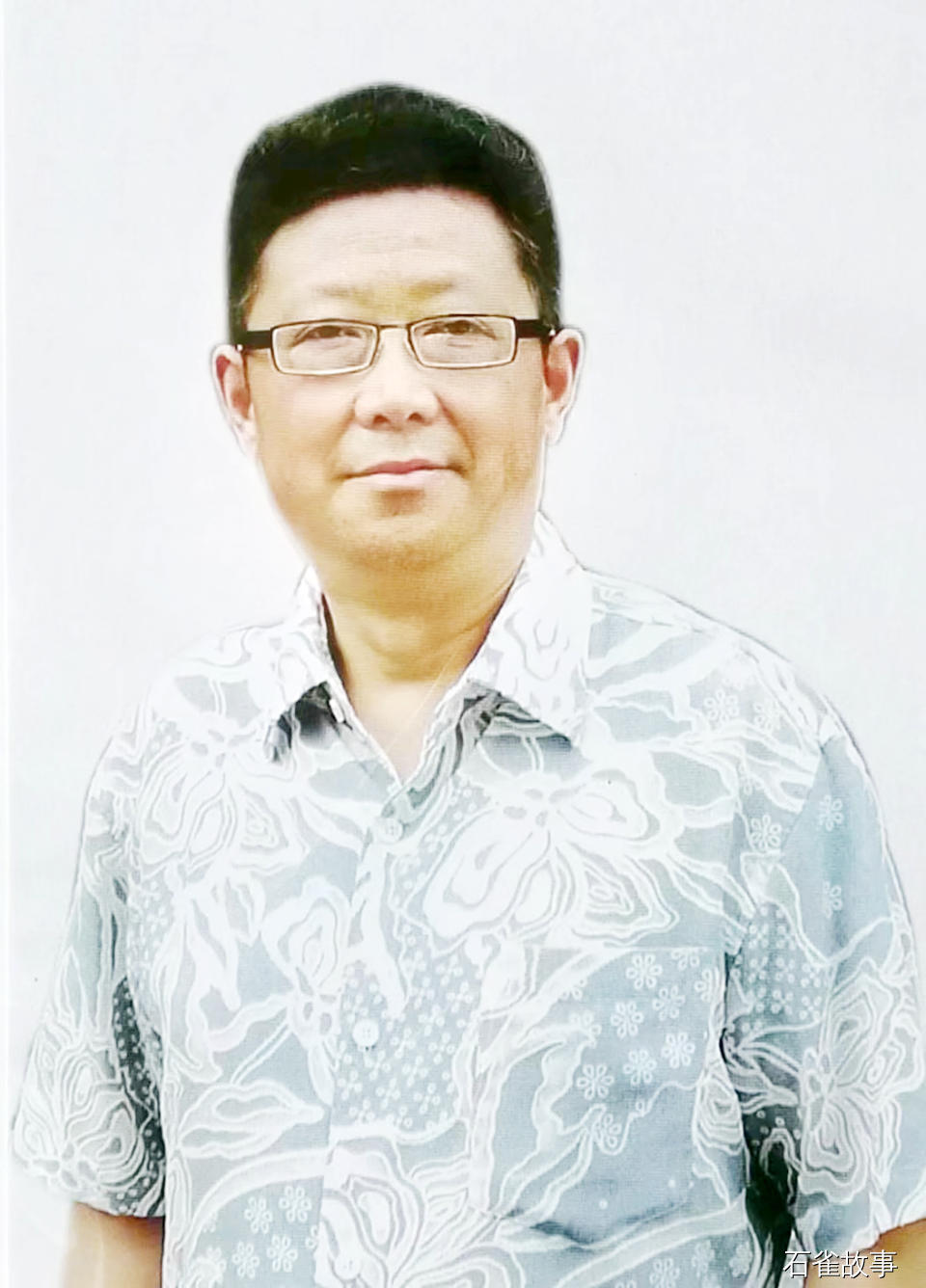 石雀故事
