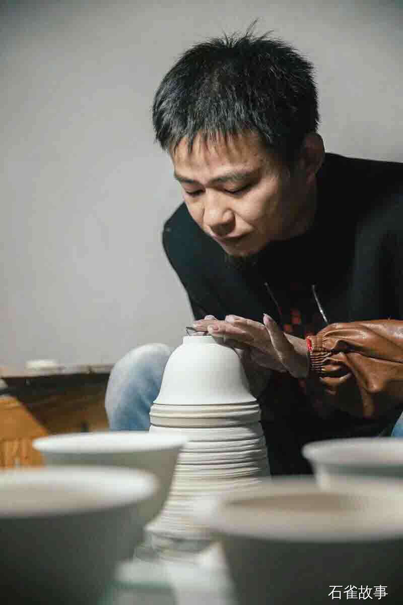 石雀故事