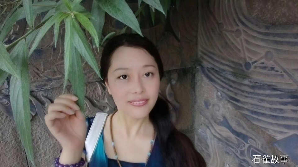 石雀故事