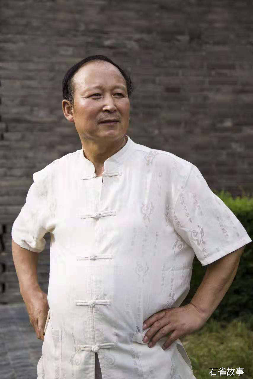 石雀故事