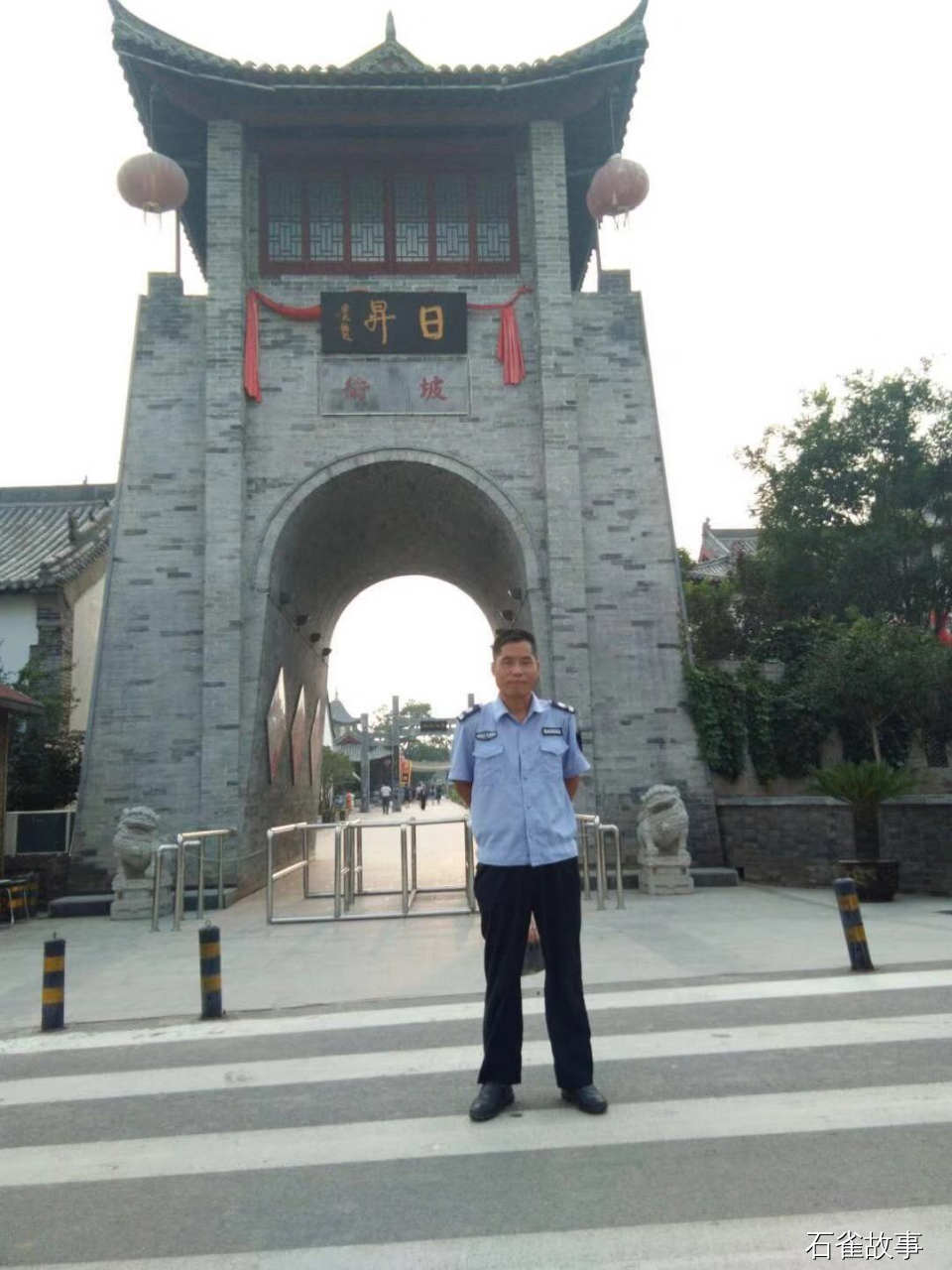石雀故事