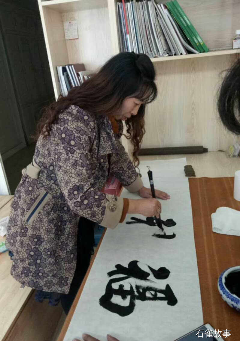 石雀故事