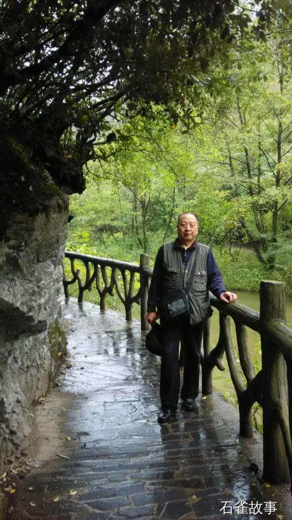 石雀故事