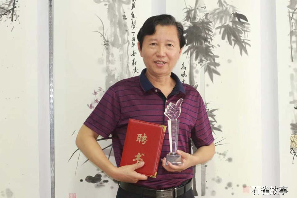 石雀故事