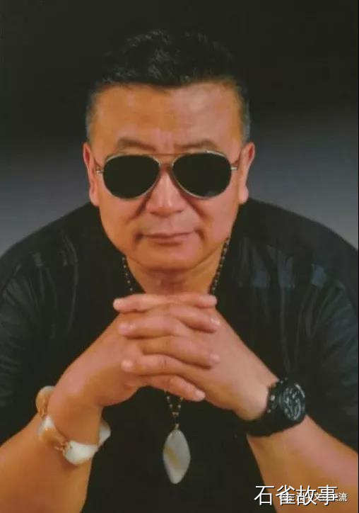 石雀故事