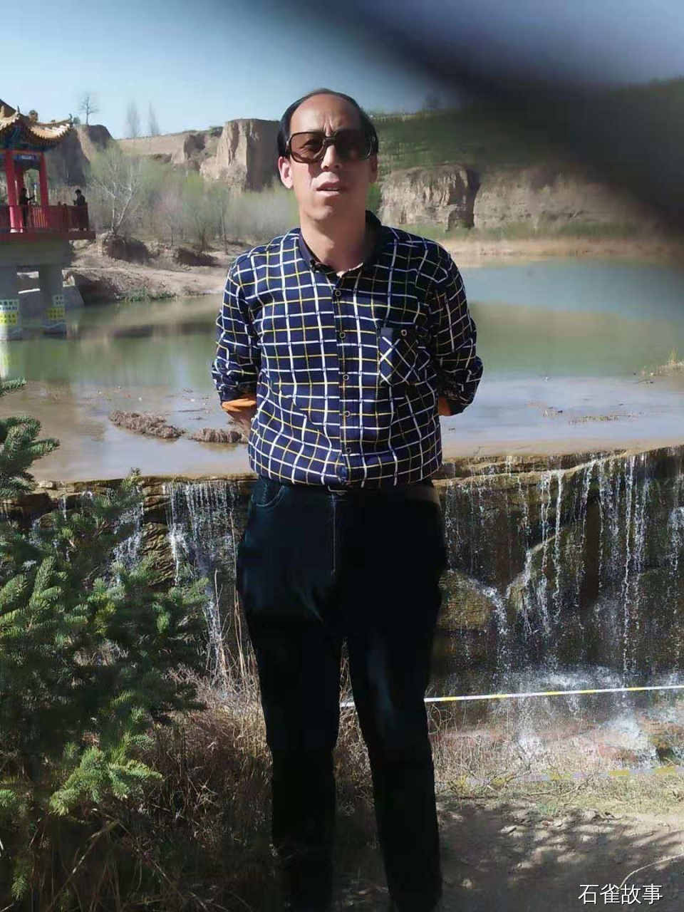 石雀故事