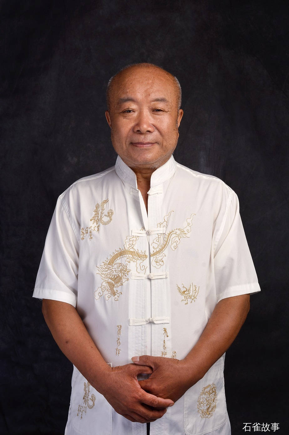 石雀故事