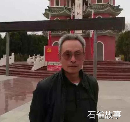 石雀故事