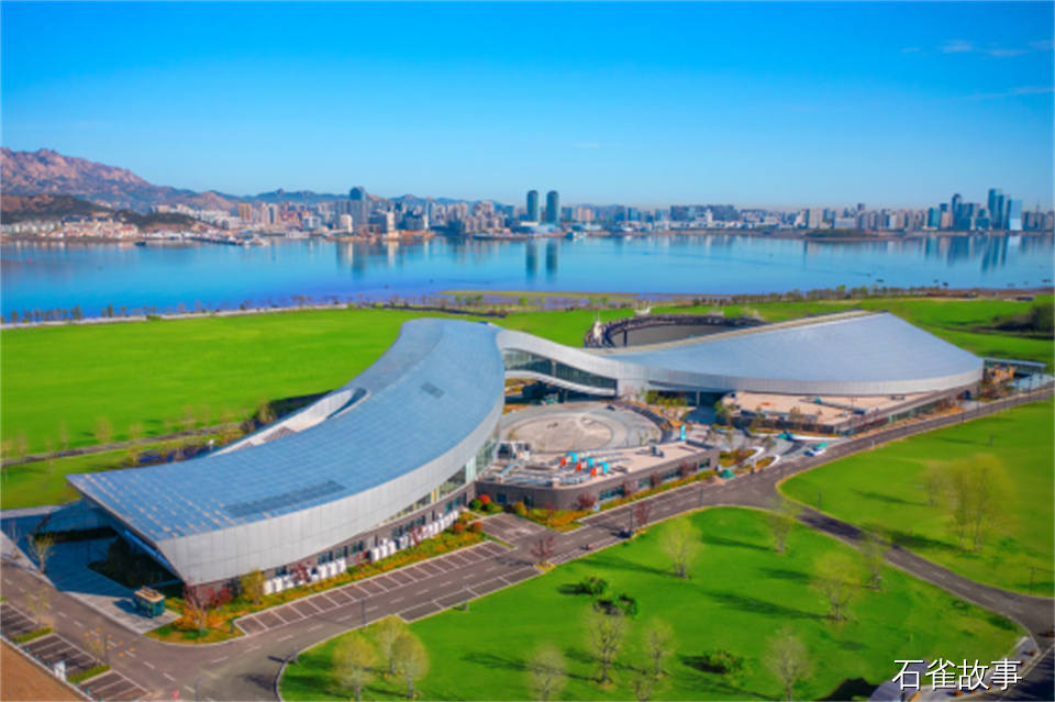 凤凰岛艺术中心